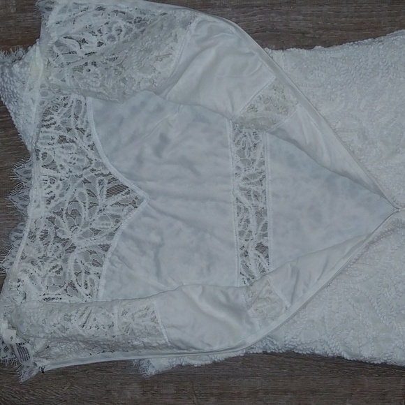 SANS SOUCI 100% POLYESTER GORGEOUS DRESS SIZE MEDIUM - Picture 6 of 6